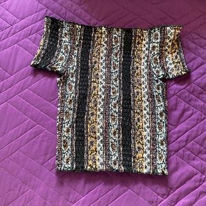 BRAND NEW crop top 👚